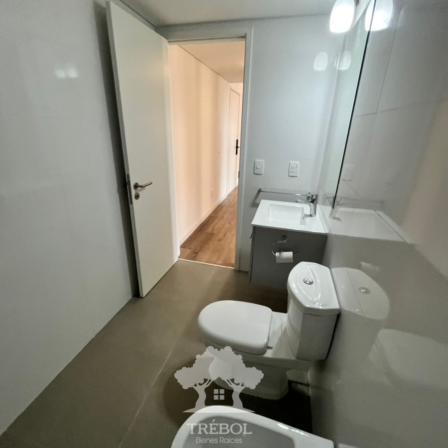 Apartamento ID.27 - Venta Apartamento 2 dormitorios Centro Montevideo V