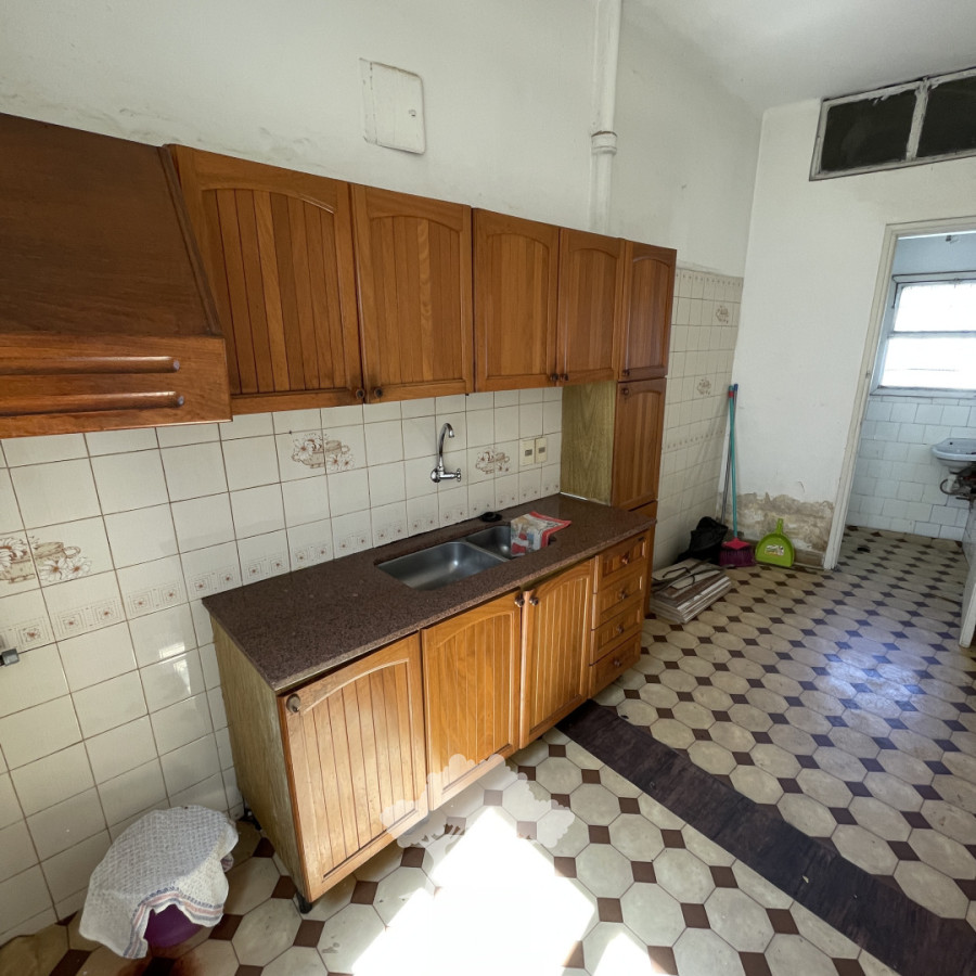 Apartamento ID.103 - Venta Casa 2 dormitorios + Local Comercial Rentado Aguada Montevideo G