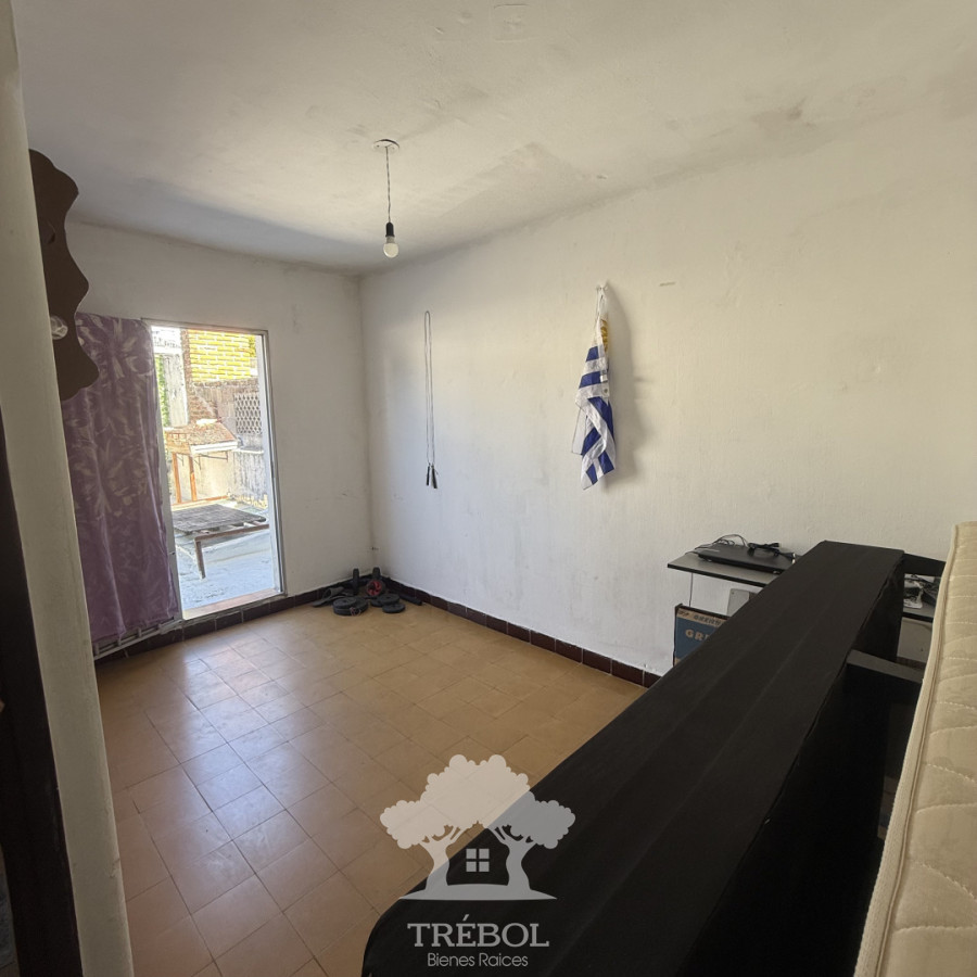 Apartamento ID.233 - Venta Apartamento 2 dormitorios con Renta Cordon Montevideo G