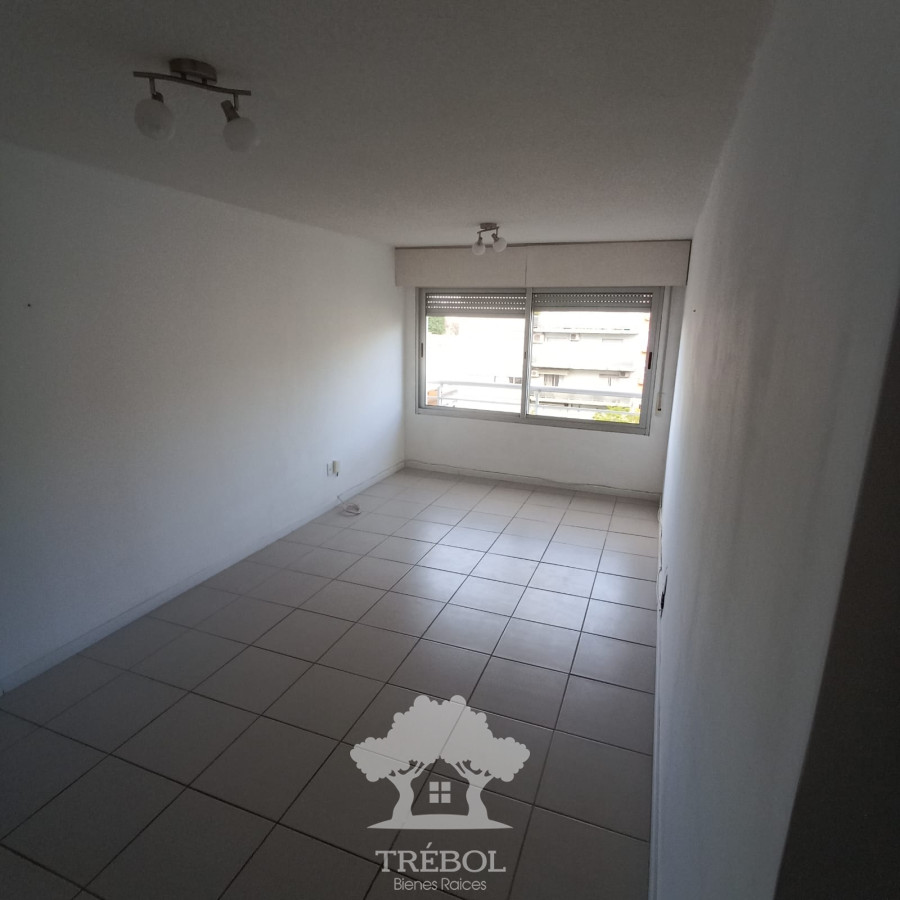 Apartamento ID.82 - Alquiler Apartamento 1 Dormitorio Aguada Montevideo D