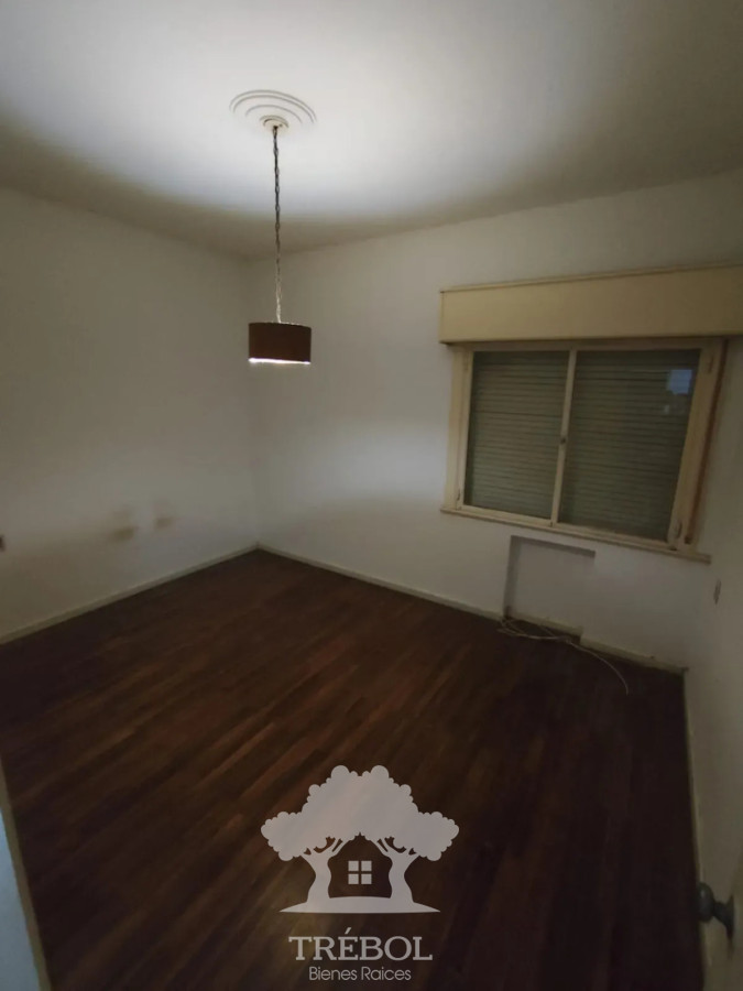 Apartamento ID.300 - Alquiler Apartamento 3 Dormitorios Centro Montevideo D
