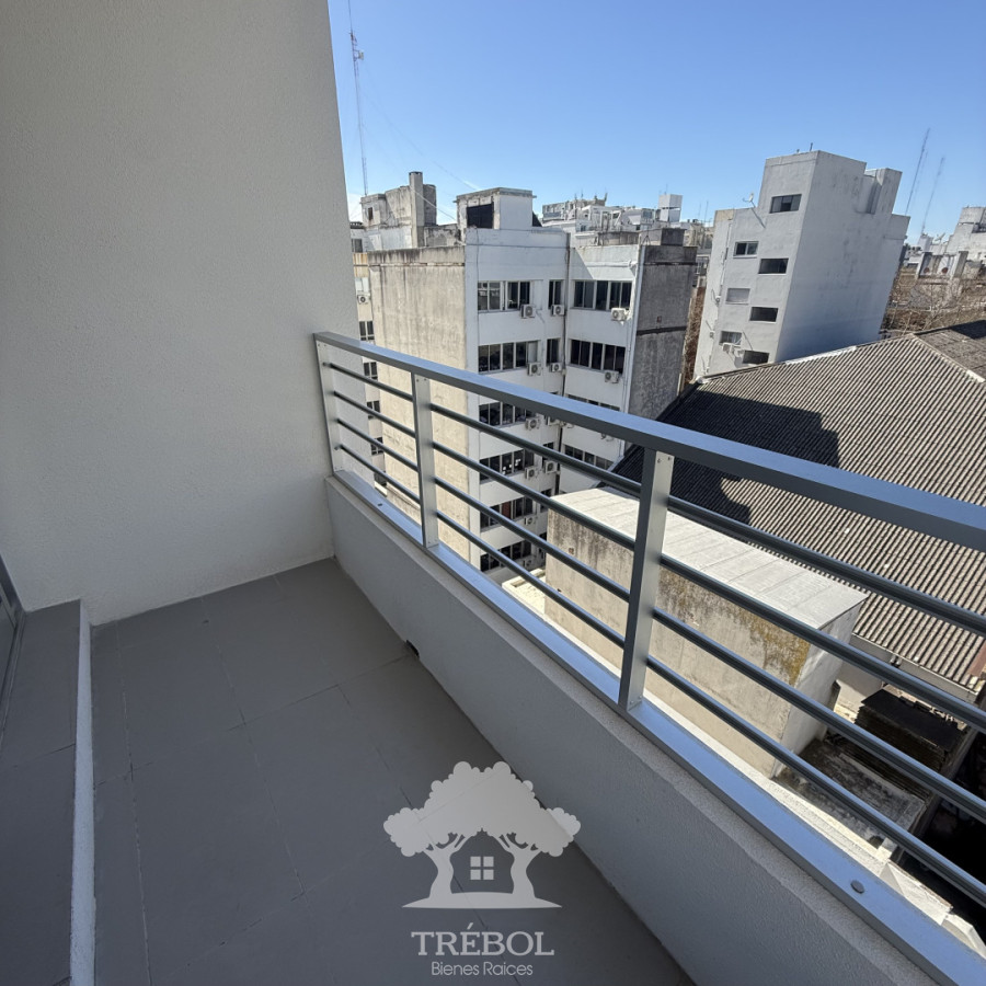 Apartamento ID.435 - Venta Apartamento 2 Dormitorios con Garage Centro Montevideo B