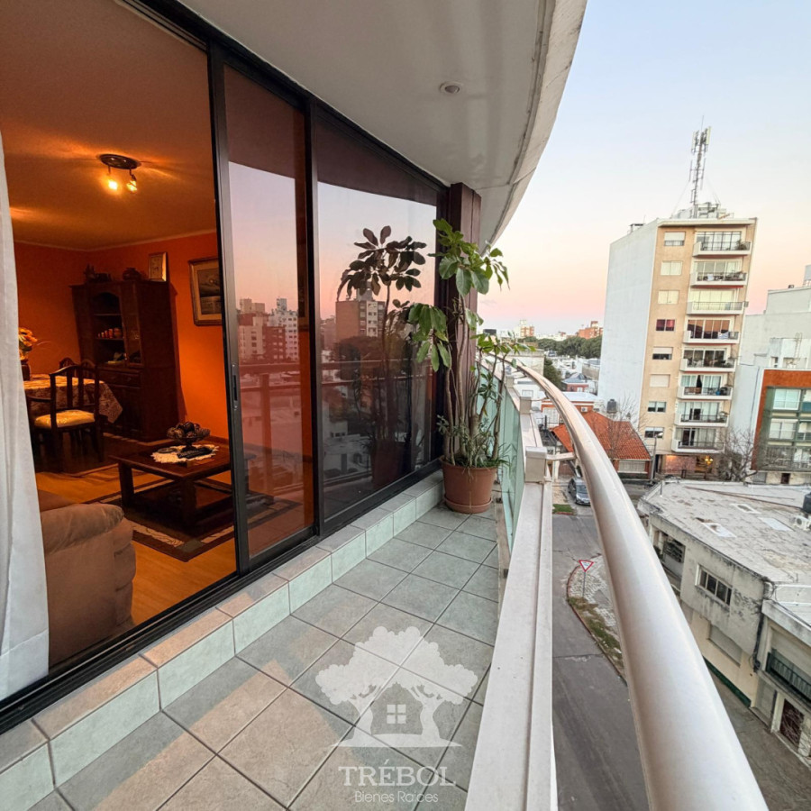 Apartamento ID.346 - Venta Apartamento 3 Dormitorios con Garaje Pocitos Montevideo V 