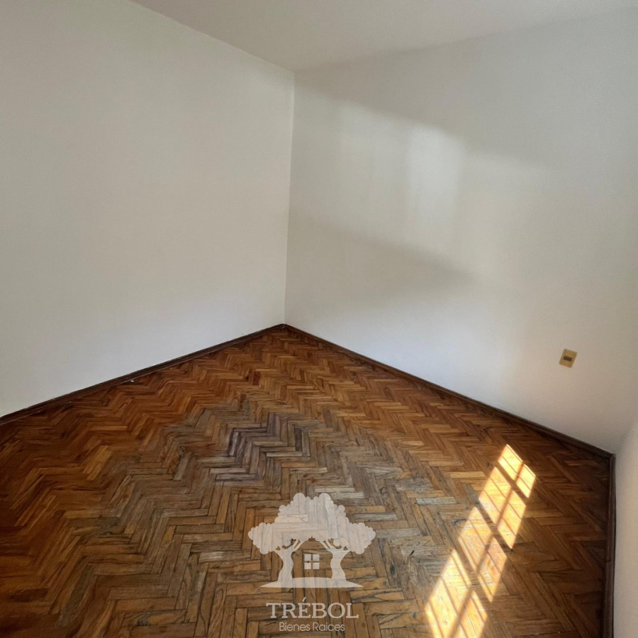 Apartamento ID.51 - Alquiler Apartamento 2 Dormitorios Centro Montevideo V 