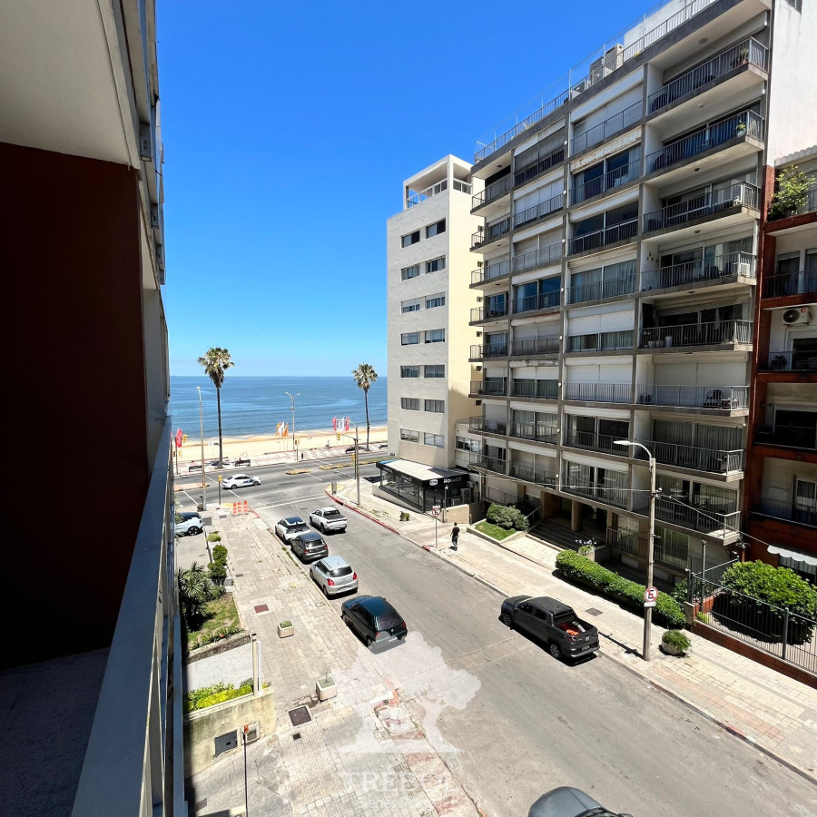 Apartamento ID.137 - Alquiler Apartamento 4 Dormitorios Pocitos Montevideo D