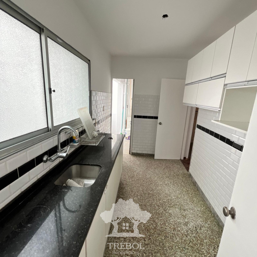 Apartamento ID.101 - Alquiler Apartamento 2 Dormitorios Pocitos Montevideo V 