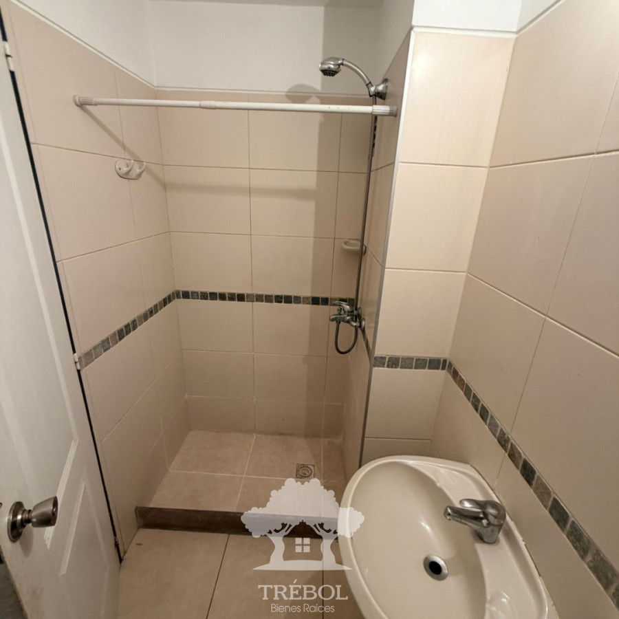 Apartamento ID.126 - Alquiler Apartamento 2 Dormitorios Aguada Montevideo V 