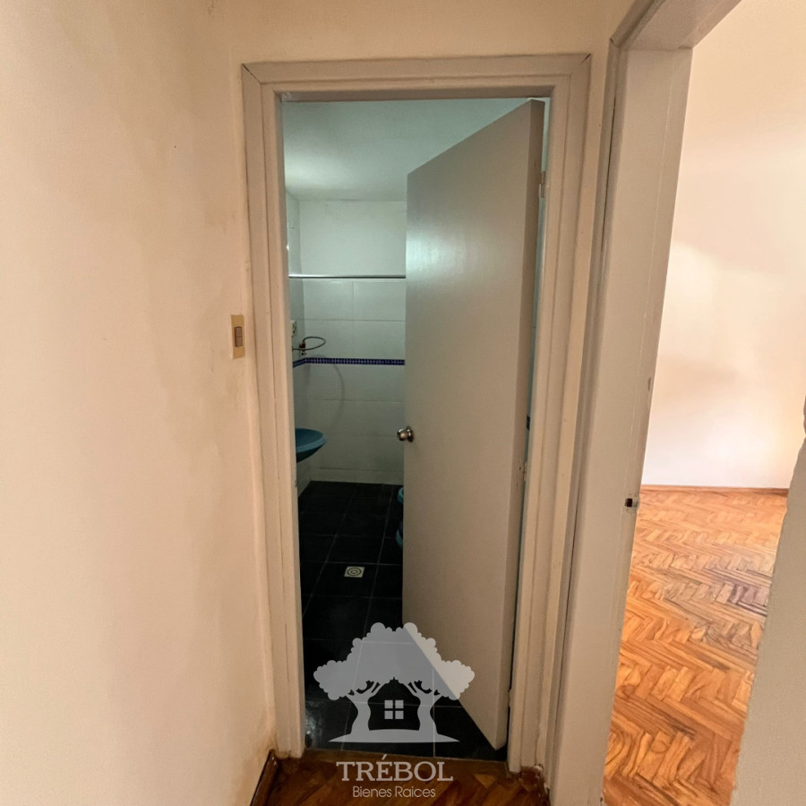 Apartamento ID.51 - Alquiler Apartamento 2 Dormitorios Centro Montevideo V 