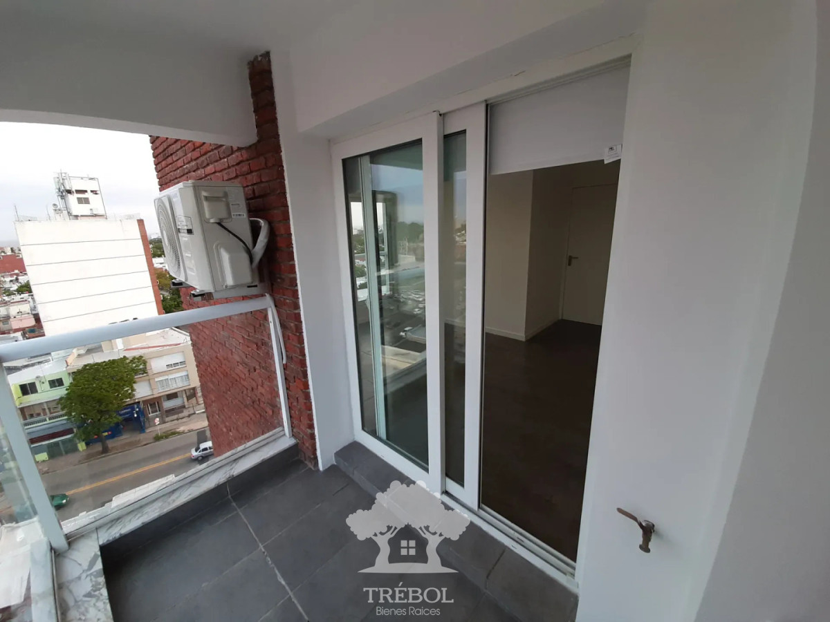 Apartamento ID.211 - Alquiler Apartamento 1 Dormitorios Parque Batlle Montevideo D