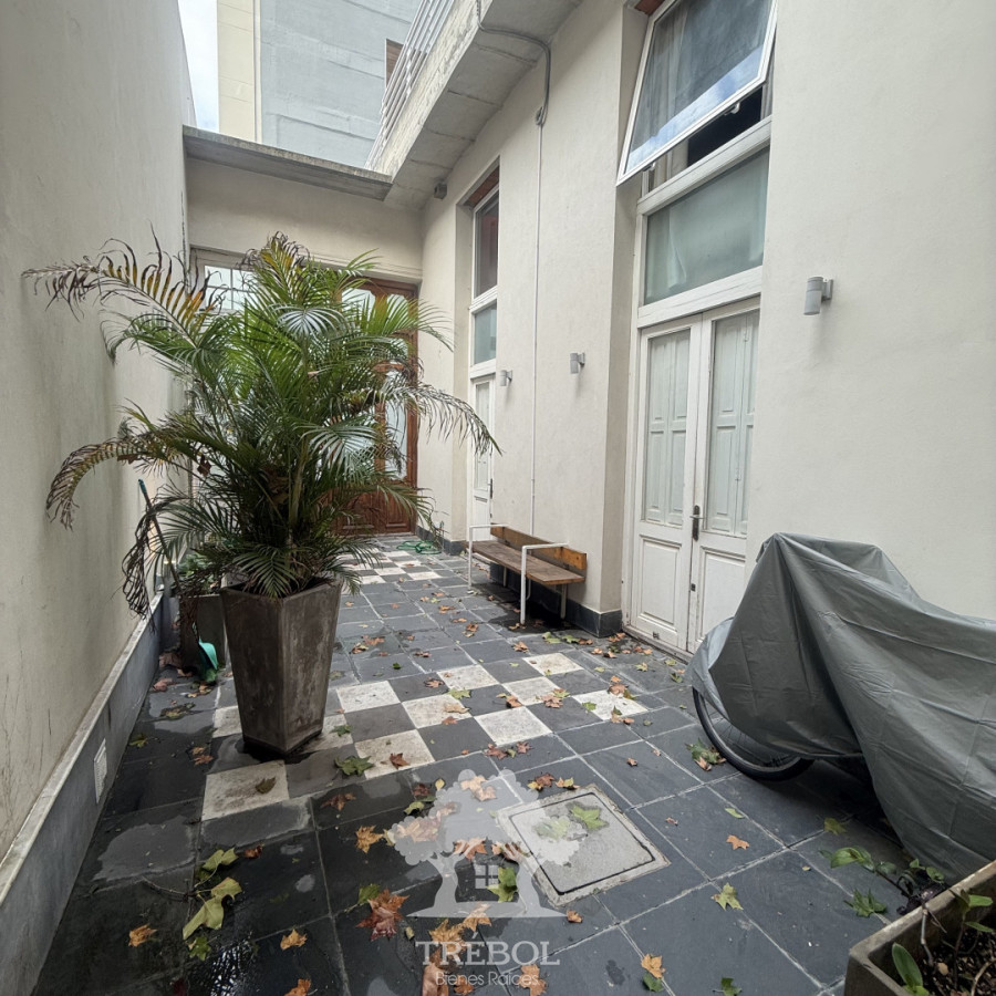 Apartamento ID.237 - Alquiler apartamento triplex Palermo Montevideo B