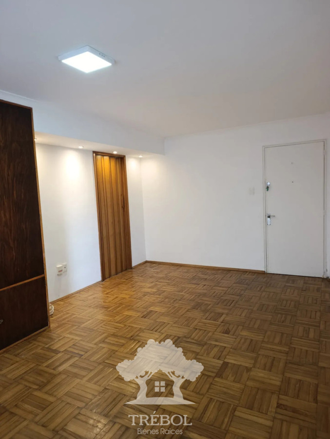 Apartamento ID.248 - Alquiler Apartamento 1 Dormitorios Cordón Montevideo D