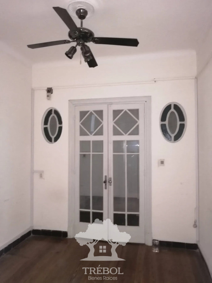Apartamento ID.251 - Alquiler Apartamento 1 Dormitorios Ciudad Vieja Montevideo D