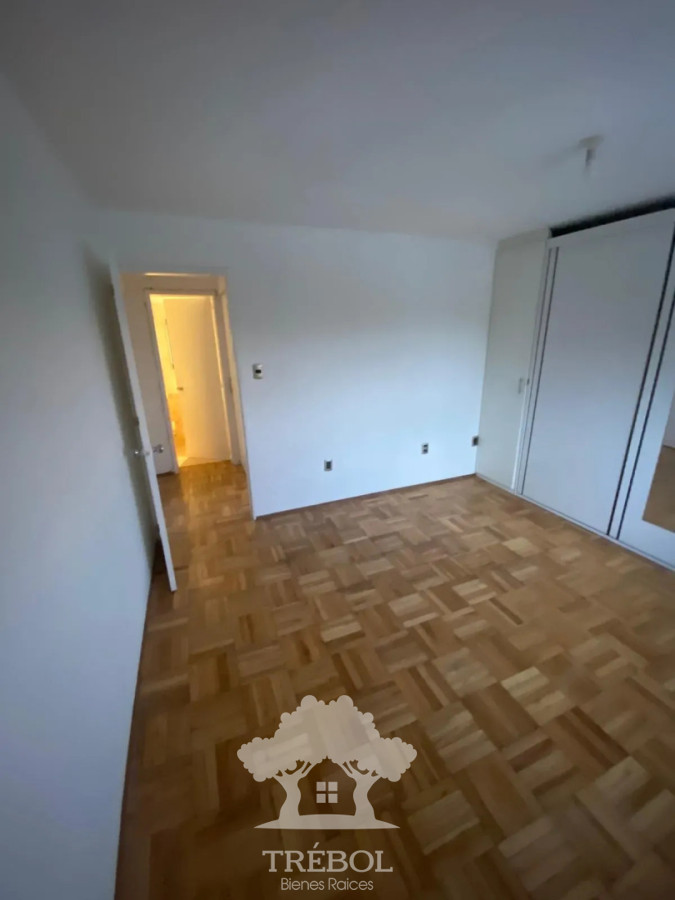 Apartamento ID.219 - Alquiler Apartamento 2 Dormitorio Buceo Montevideo D