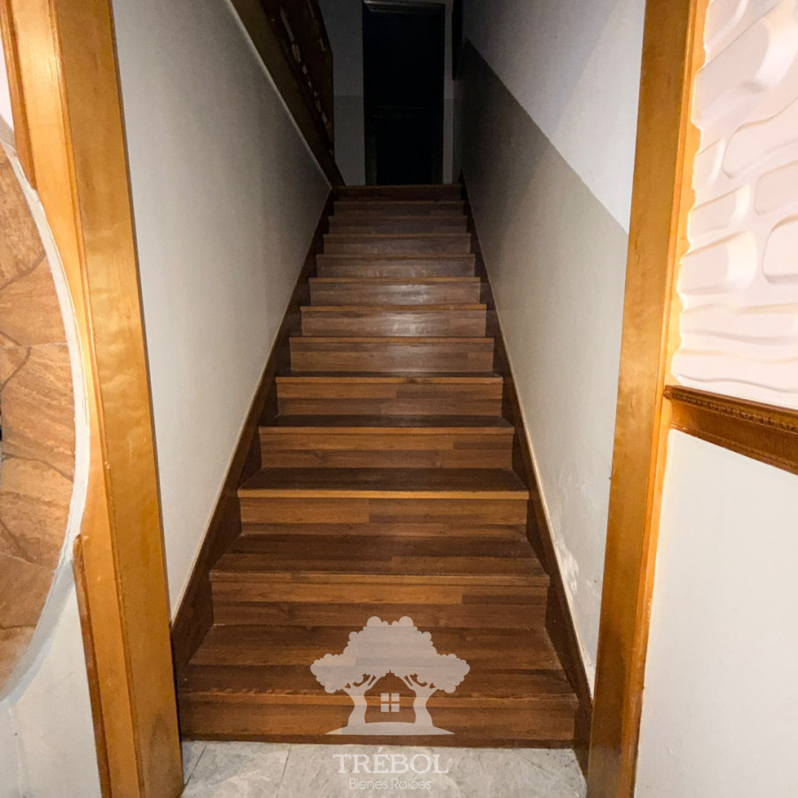 Apartamento ID.363 - Alquiler Local  Ciudad Vieja Montevideo D