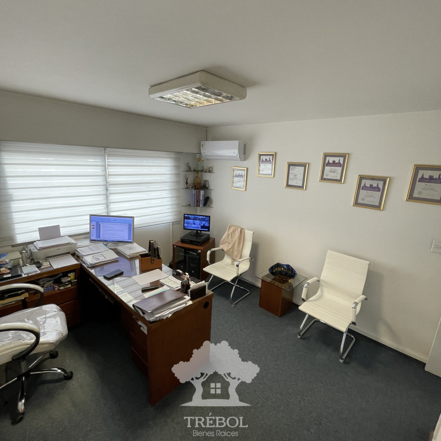 Apartamento ID.47 - Venta Apartamento 4 dormitorios Centro Montevideo G