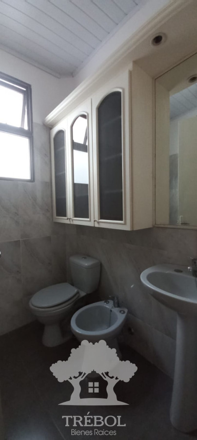 Apartamento ID.198 - Alquiler Apartamento 1 Dormitorios centro Montevideo D