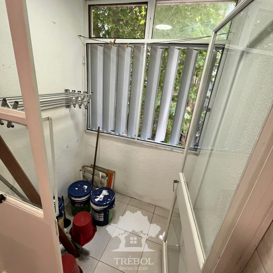 Apartamento ID.137 - Alquiler Apartamento 4 Dormitorios Pocitos Montevideo D