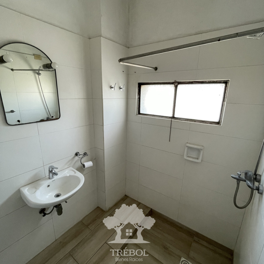 Apartamento ID.103 - Venta Casa 2 dormitorios + Local Comercial Rentado Aguada Montevideo G