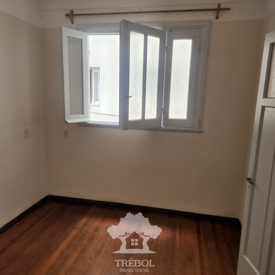 Apartamento ID.98 - Alquiler Apartamento 3 Dormitorios Centro Montevideo M