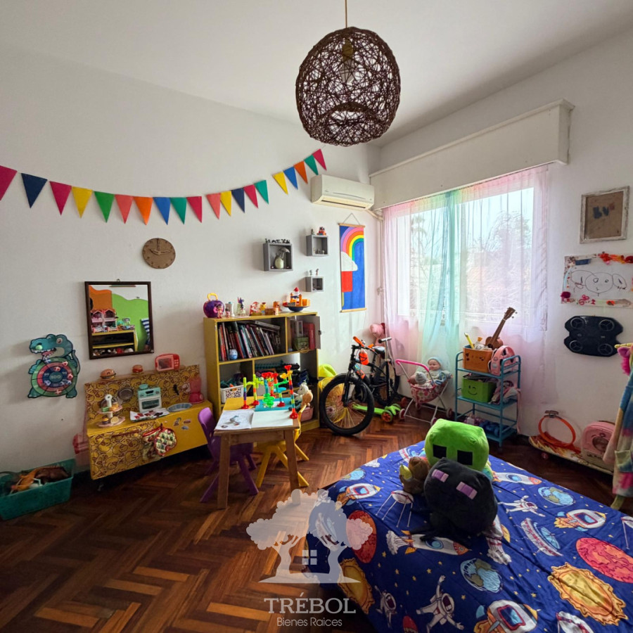 Apartamento ID.348 - Venta Apartamento 3 Dormitorios Pérez Castellanos Montevideo V 