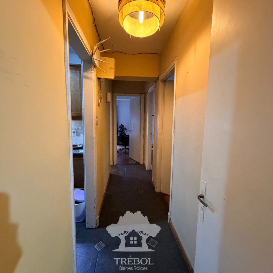Apartamento ID.372 - Venta Apartamento 3 Dormitorios Centro Montevideo D