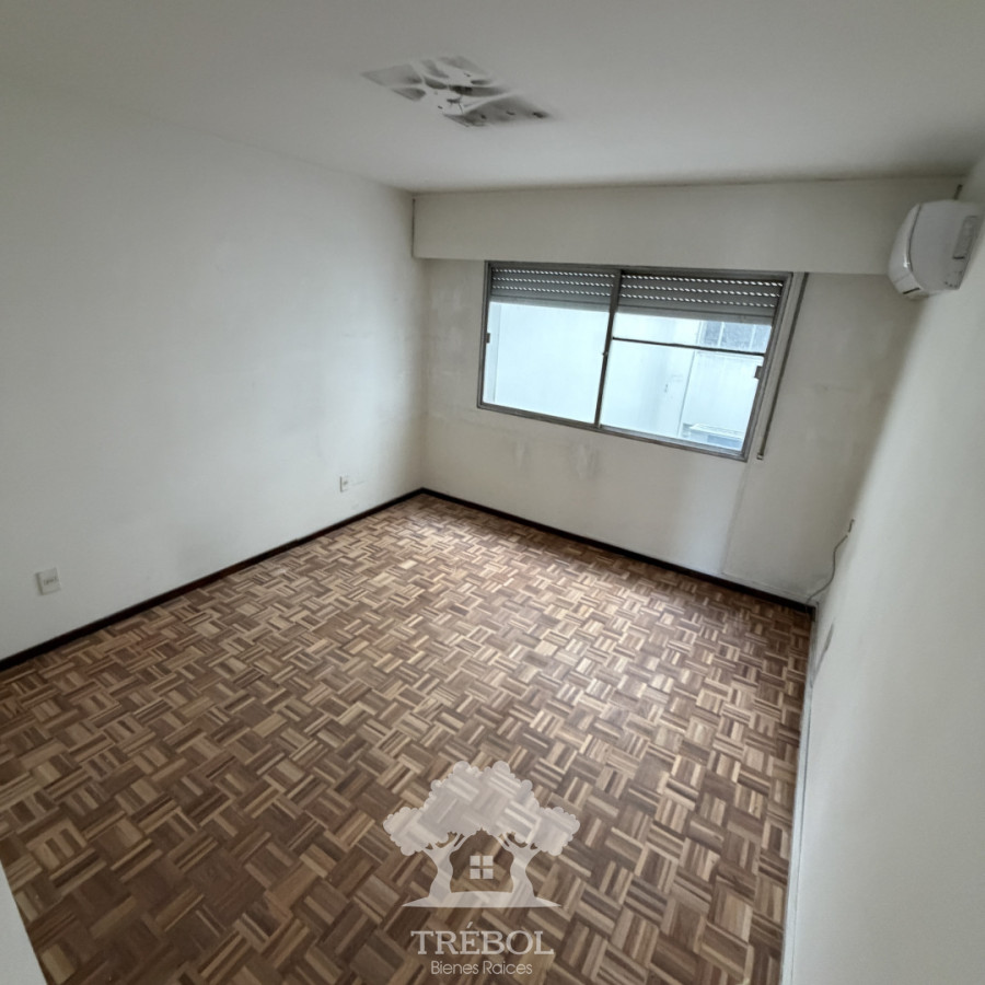 Apartamento ID.47 - Venta Apartamento 4 dormitorios Centro Montevideo G