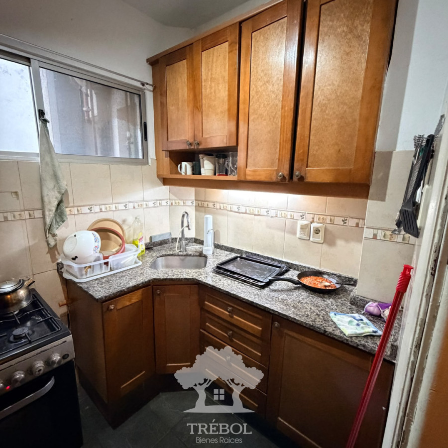 Apartamento ID.372 - Venta Apartamento 3 Dormitorios Centro Montevideo D