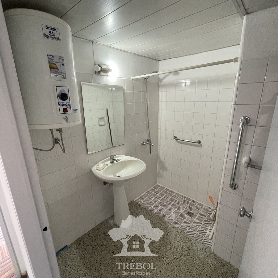 Apartamento ID.65 - Alquiler apartamento 3 Dormitorios Parque Rodó Montevidéo G