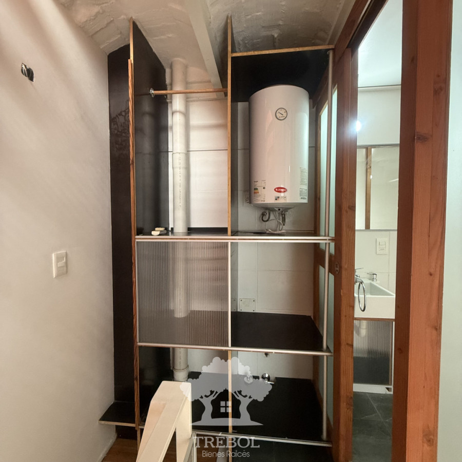 Apartamento ID.237 - Alquiler apartamento triplex Palermo Montevideo B