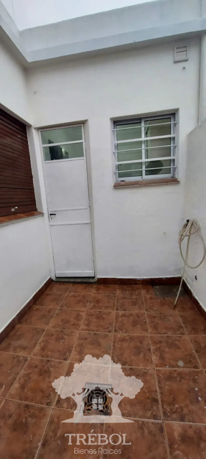 Apartamento ID.357 - Alquiler Apartamento 1 Dormitorios Capurro Montevideo D
