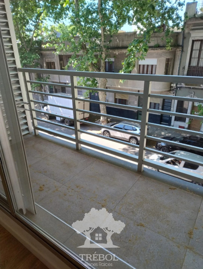 Apartamento ID.141 - Alquiler Apartamento 2 Dormitorios Garaje Barrio Sur Montevideo D