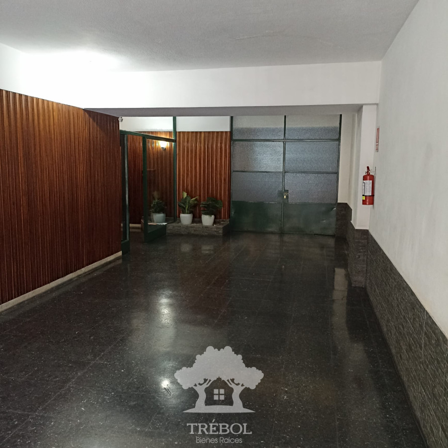 Apartamento ID.33 - Alquiler Apartamento 2 Dormitorios Cordón Montevideo D