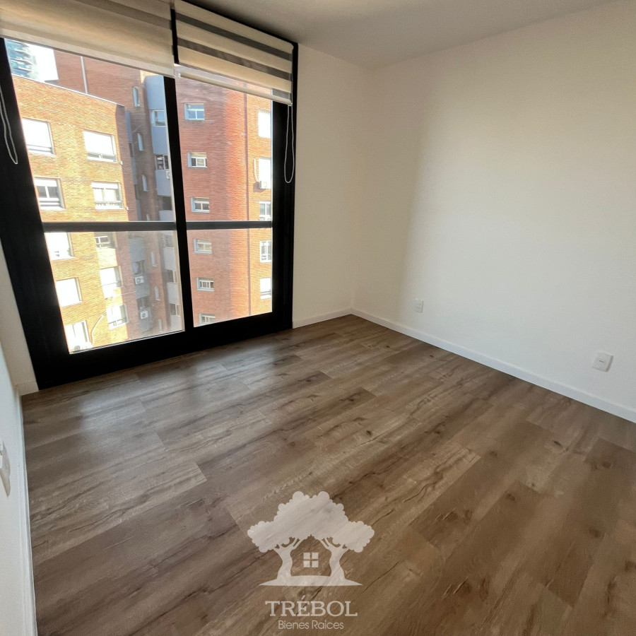 Apartamento ID.27 - Venta Apartamento 2 dormitorios Centro Montevideo V
