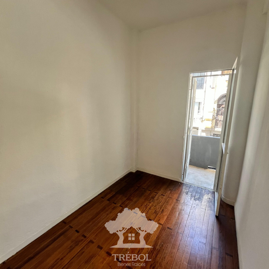 Apartamento ID.31 - Venta a Apartamento 2 Dormitorios Rentado Centro Montevideo V 