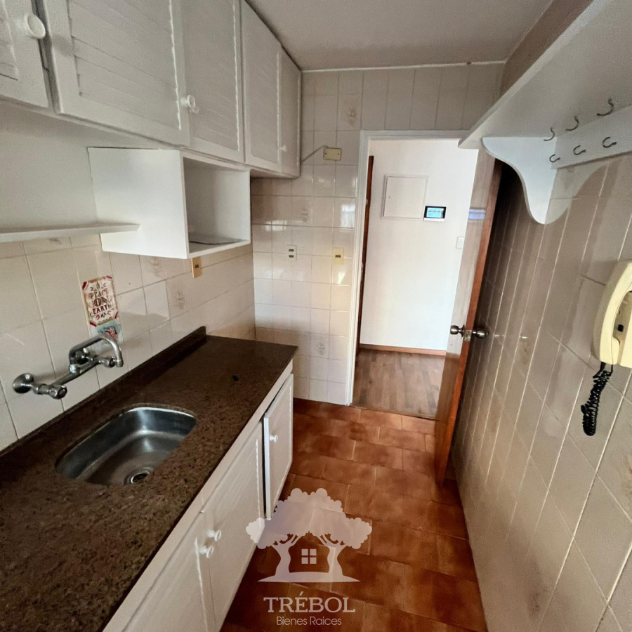 Apartamento ID.56 - Alquiler Apartamento 2 Dormitorios Malvín Montevideo D