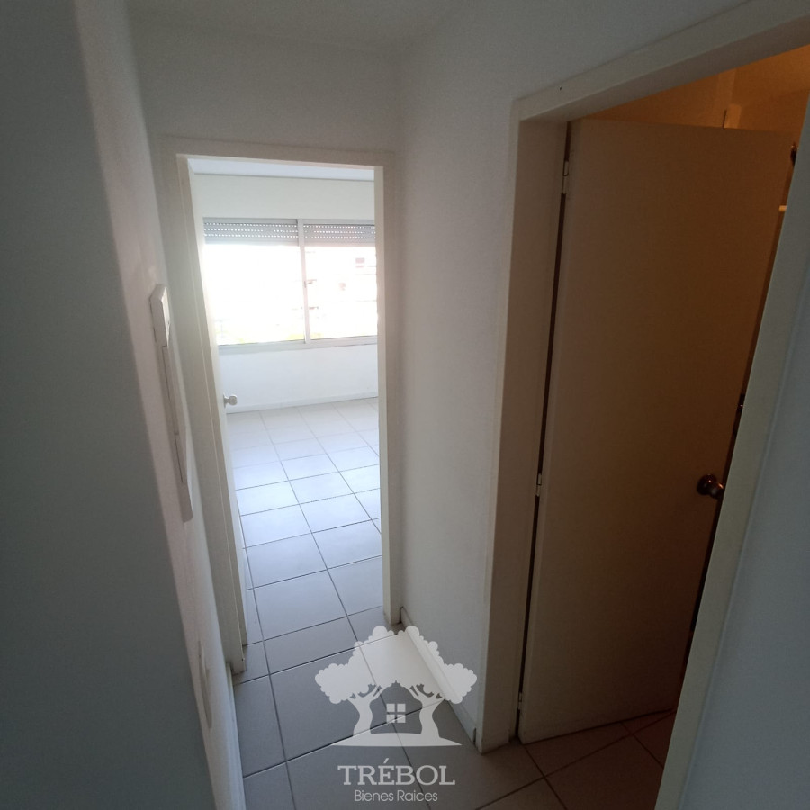 Apartamento ID.82 - Alquiler Apartamento 1 Dormitorio Aguada Montevideo D