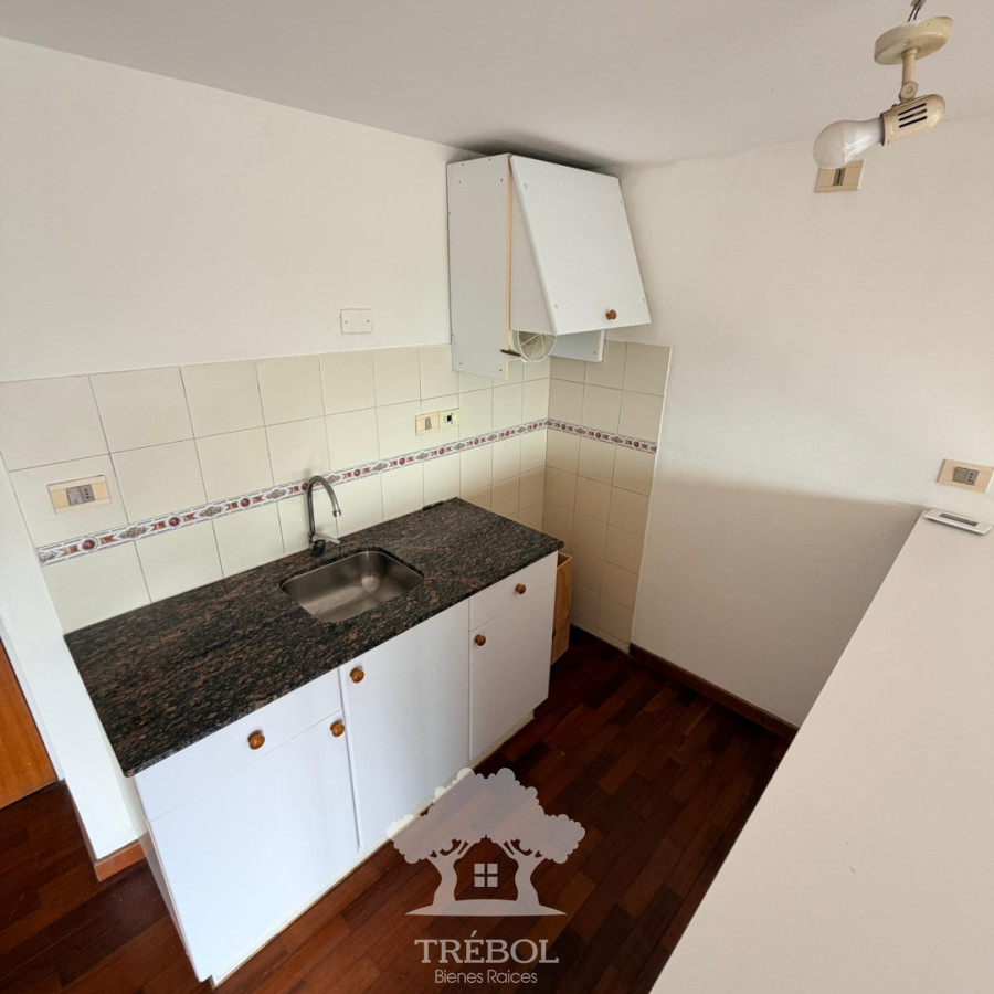 Apartamento ID.255 - Alquiler Apartamento Monoambiente Tres Cruces Montevideo V 