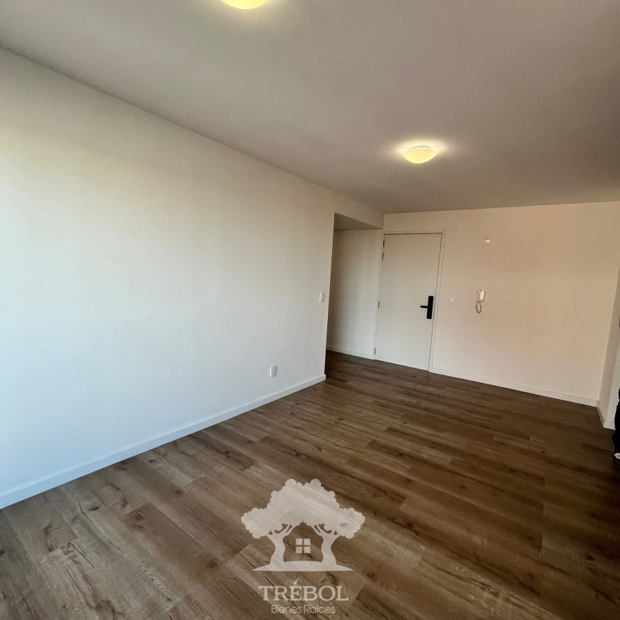 Apartamento ID.27 - Venta Apartamento 2 dormitorios Centro Montevideo V