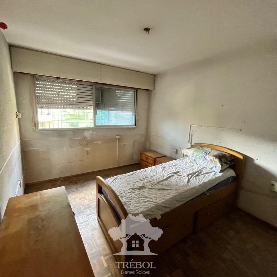 Apartamento ID.43 - Venta Apartamento 2 Dormitorios con Garaje Cordón Montevideo V 