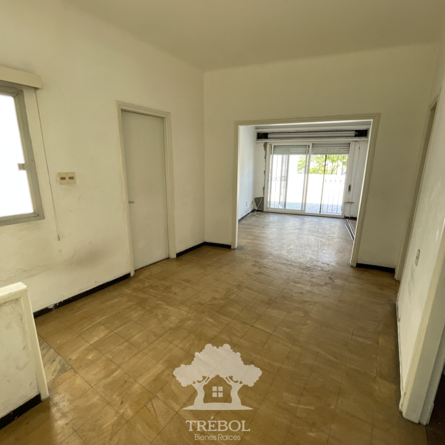 Apartamento ID.103 - Venta Casa 2 dormitorios + Local Comercial Rentado Aguada Montevideo G