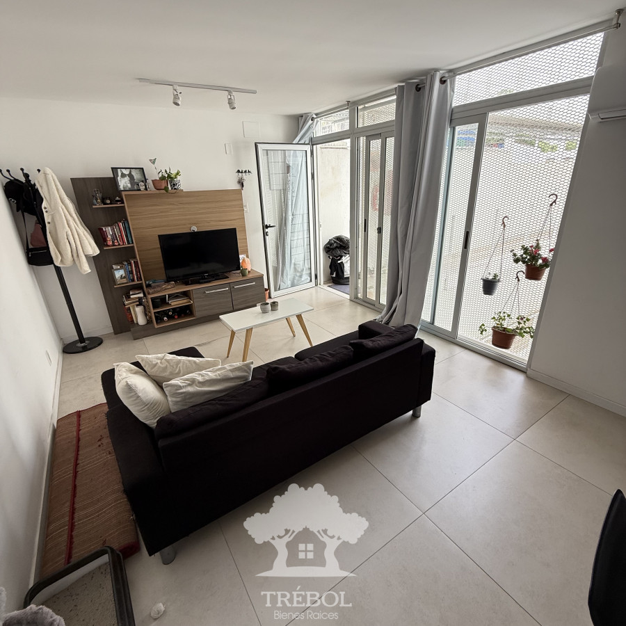 Apartamento ID.75 - Alquiler Apartamento 2 Dormitorios Villa Muñoz Montevideo B