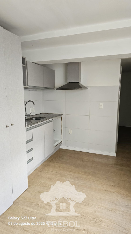 Apartamento ID.17 - Alquiler Apartamento 2 Dormitorios Palermo Montevideo D