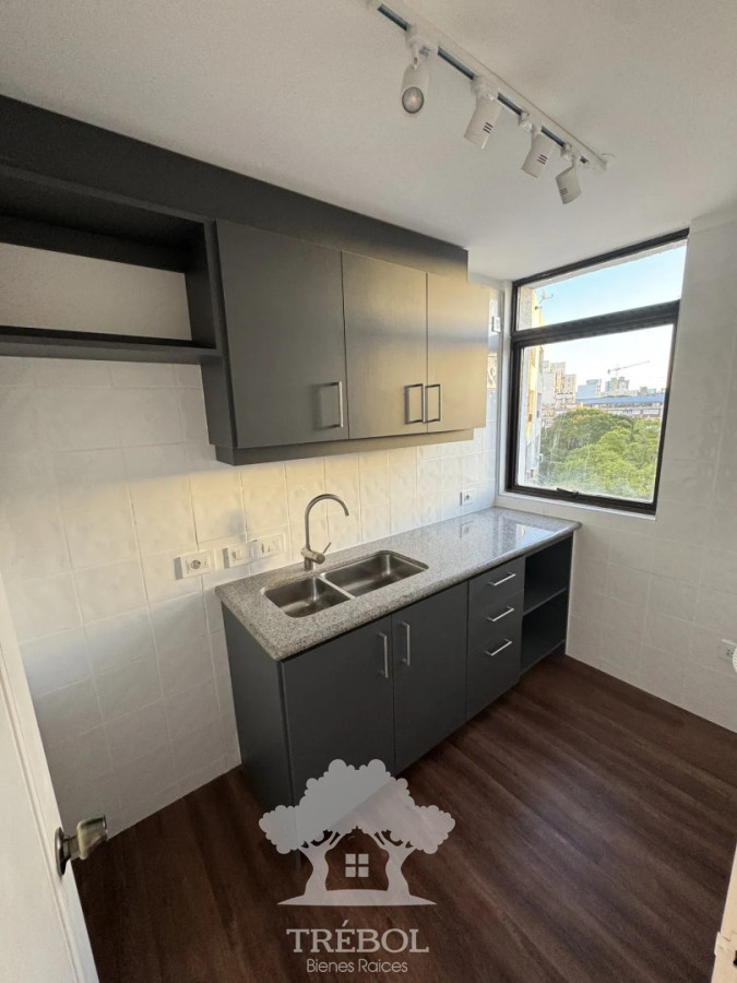 Apartamento ID.213 - Alquiler Apartamento 1 Dormitorios Punta Carretas Montevideo D