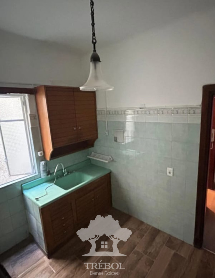 Apartamento ID.22 - Alquiler Apartamento 3 Dormitorios Cordón Montevideo D