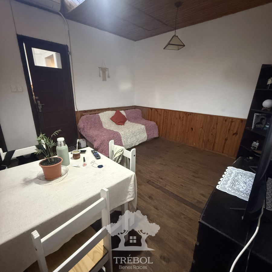 Apartamento ID.233 - Venta Apartamento 2 dormitorios con Renta Cordon Montevideo G