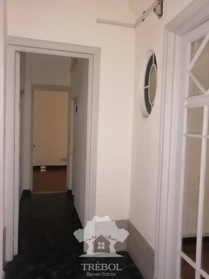 Apartamento ID.251 - Alquiler Apartamento 1 Dormitorios Ciudad Vieja Montevideo D