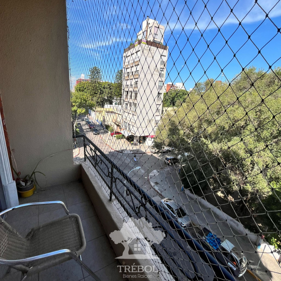 Apartamento ID.54 - Alquiler Apartamento 2 Dormitorios Pocitos Montevideo V 