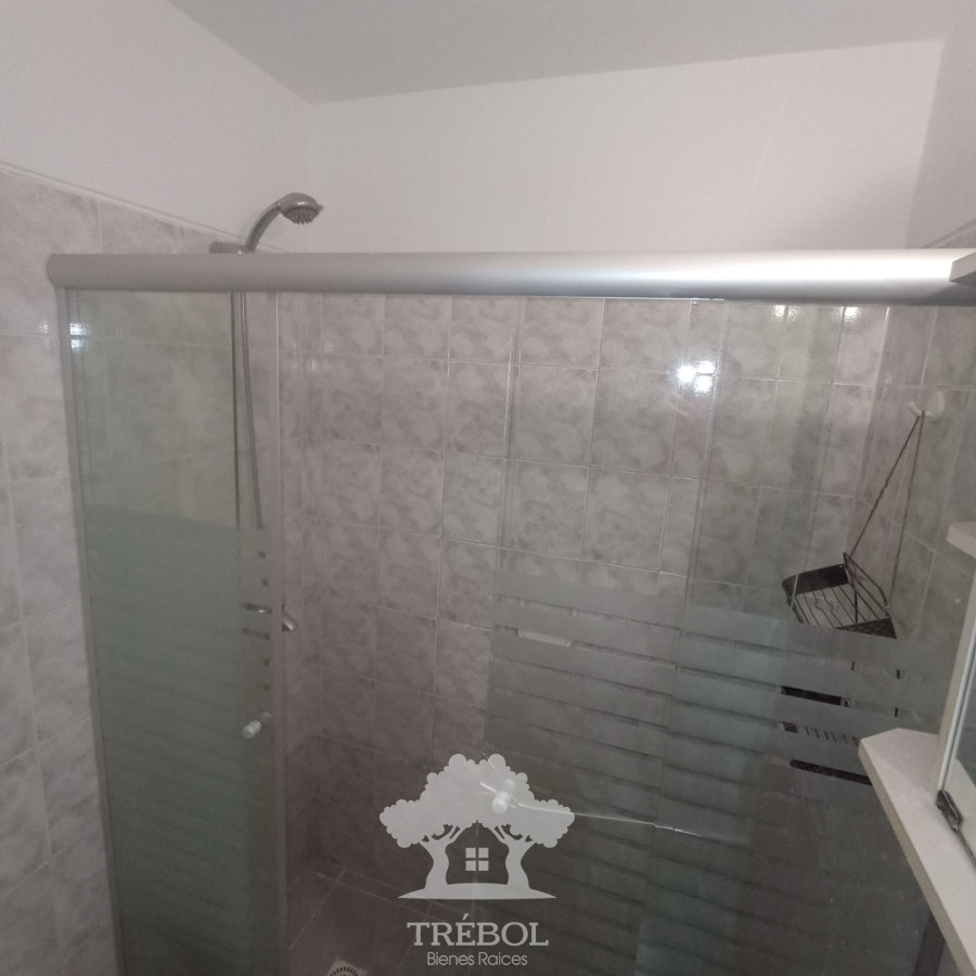 Apartamento ID.214 - Alquiler Apartamento 4 Dormitorios PocitosMontevideo D