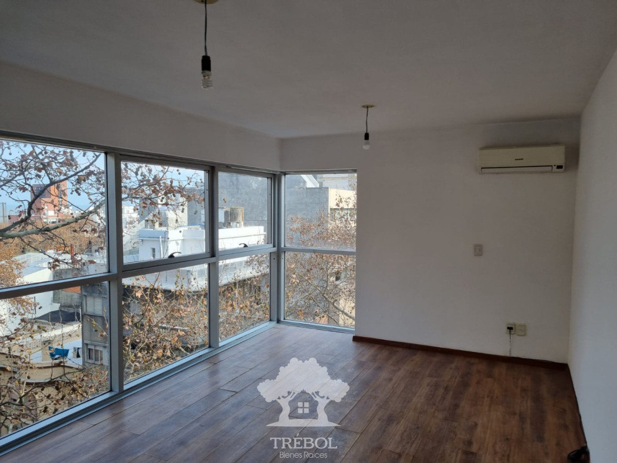 Apartamento ID.115 - Venta Apartamento Monoambiente Centro Montevideo V