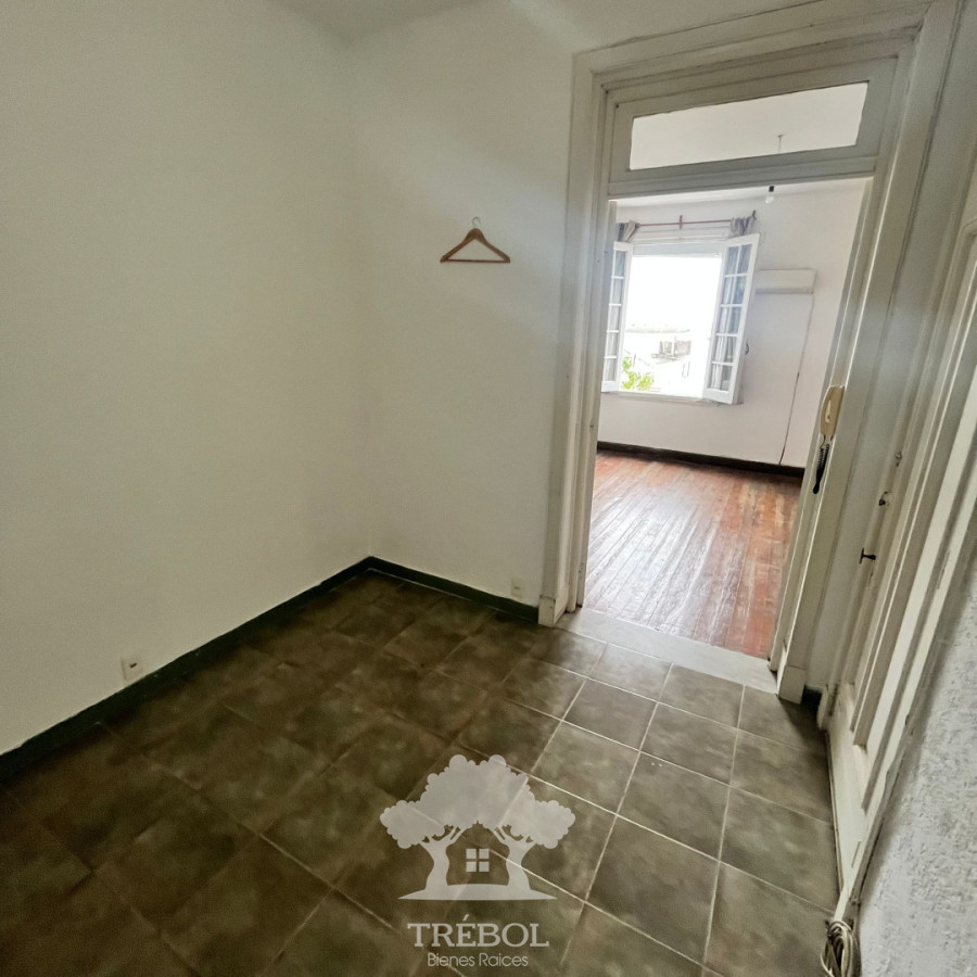 Apartamento ID.73 - Venta Apartamento 1 Dormitorio Ciudad Vieja Montevideo V 